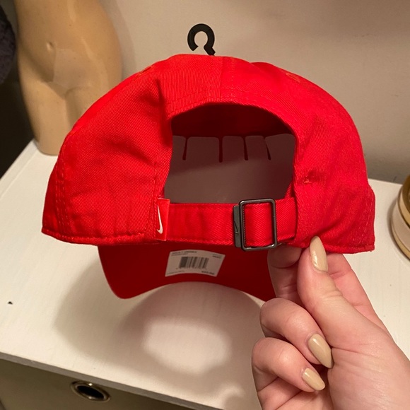 NWT Nike Hat - Picture 2 of 7